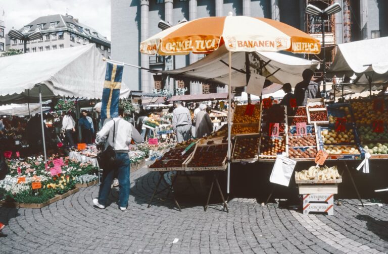 Belgrade's Open Air Markets